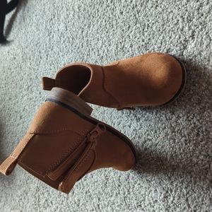 Size 5 toddler girl camel brown faux suede boots